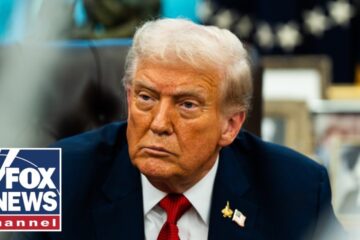 Trump makes an announcement from the Oval Office