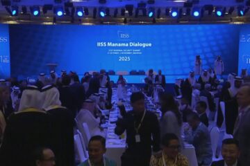 Top US spy Gabbard, Bahrain counterpart speak at Manama panel